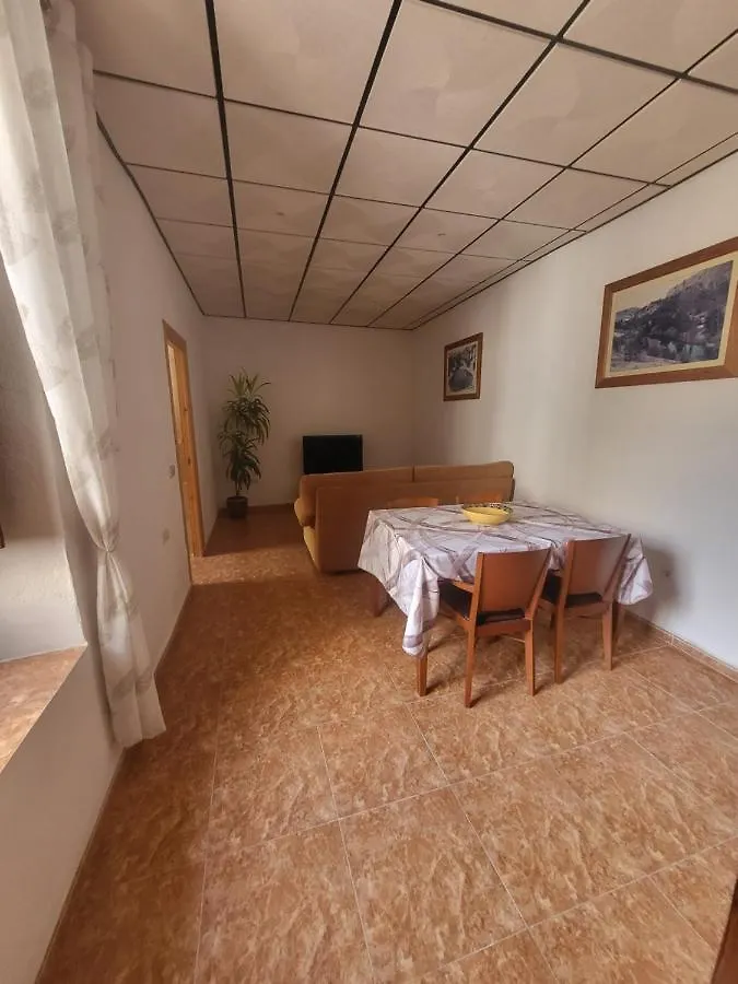 Villa Alegria Gergal 0*,